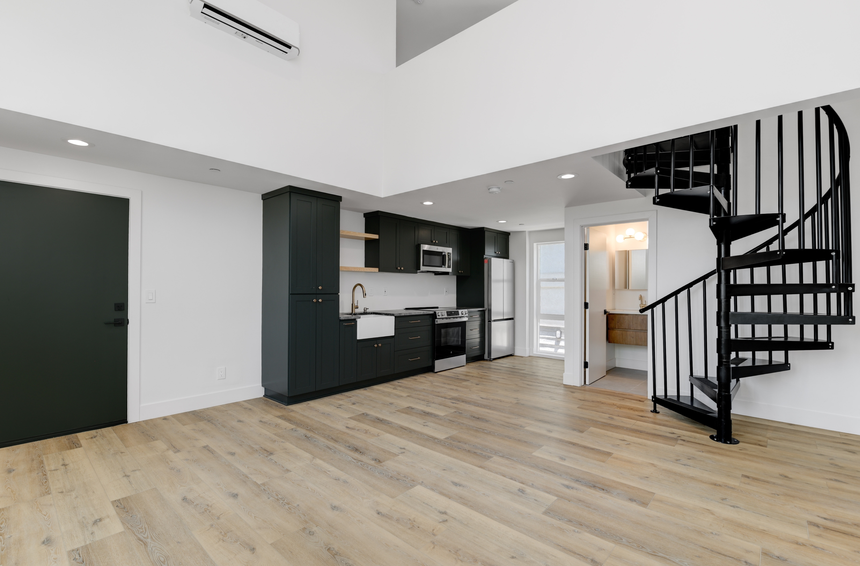 3010 Suncrest Drive